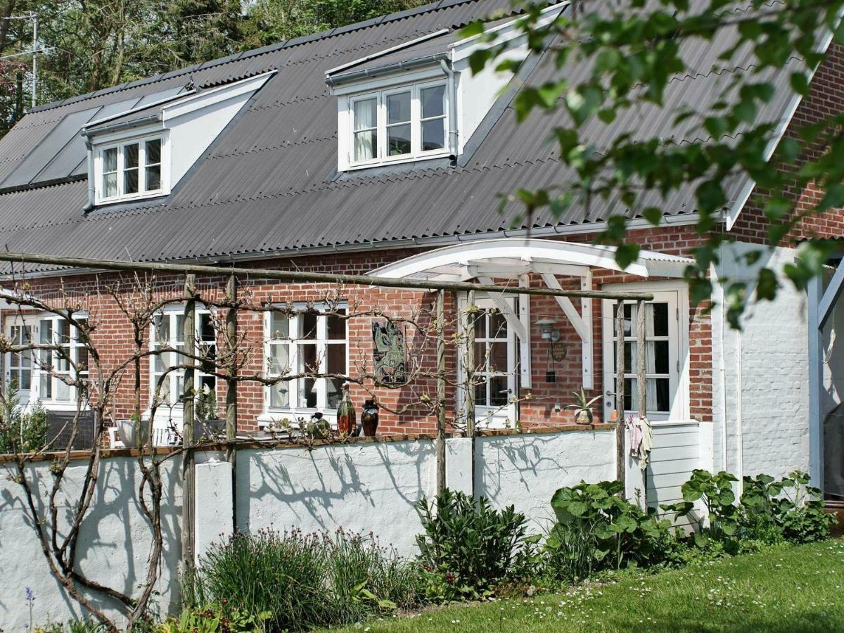4 Person Holiday Home In Nex Langedeby Exterior foto